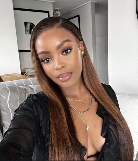 13X4 1/4 Straight frontal wig