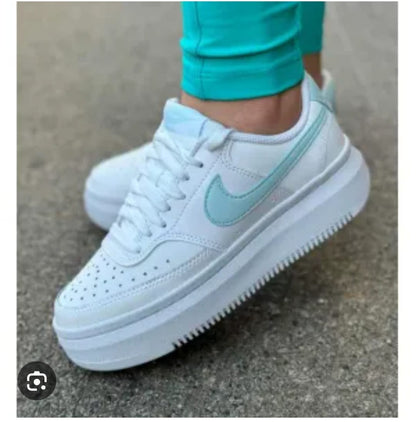 Nike Court Vision Alta