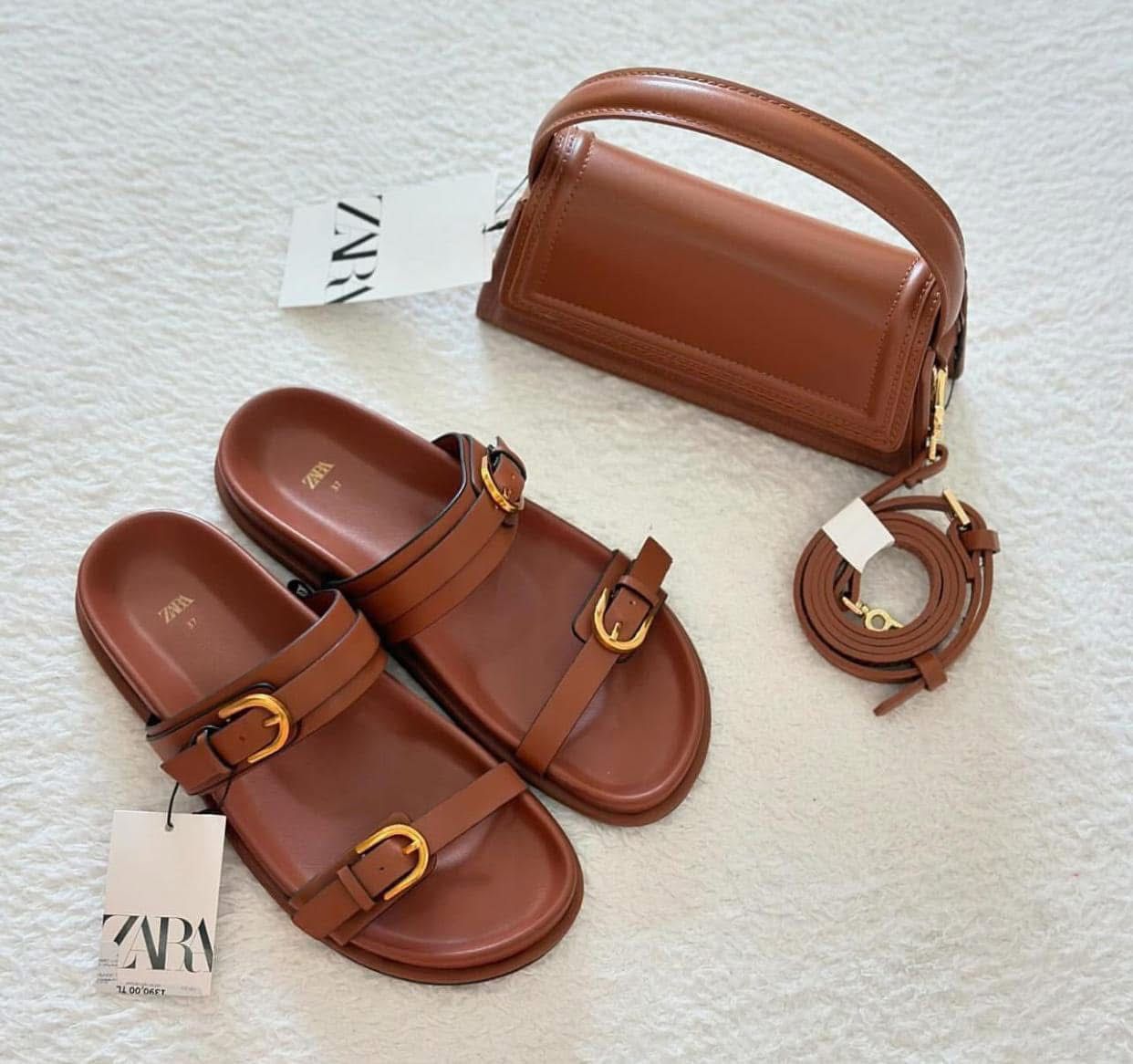 Crossbody bag with Sandals
