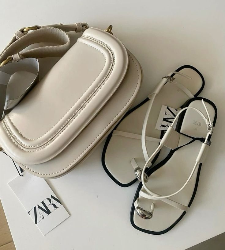 'Canvas Crossbody Bag with Sandals