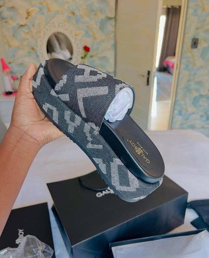 GXB Platform Sandals